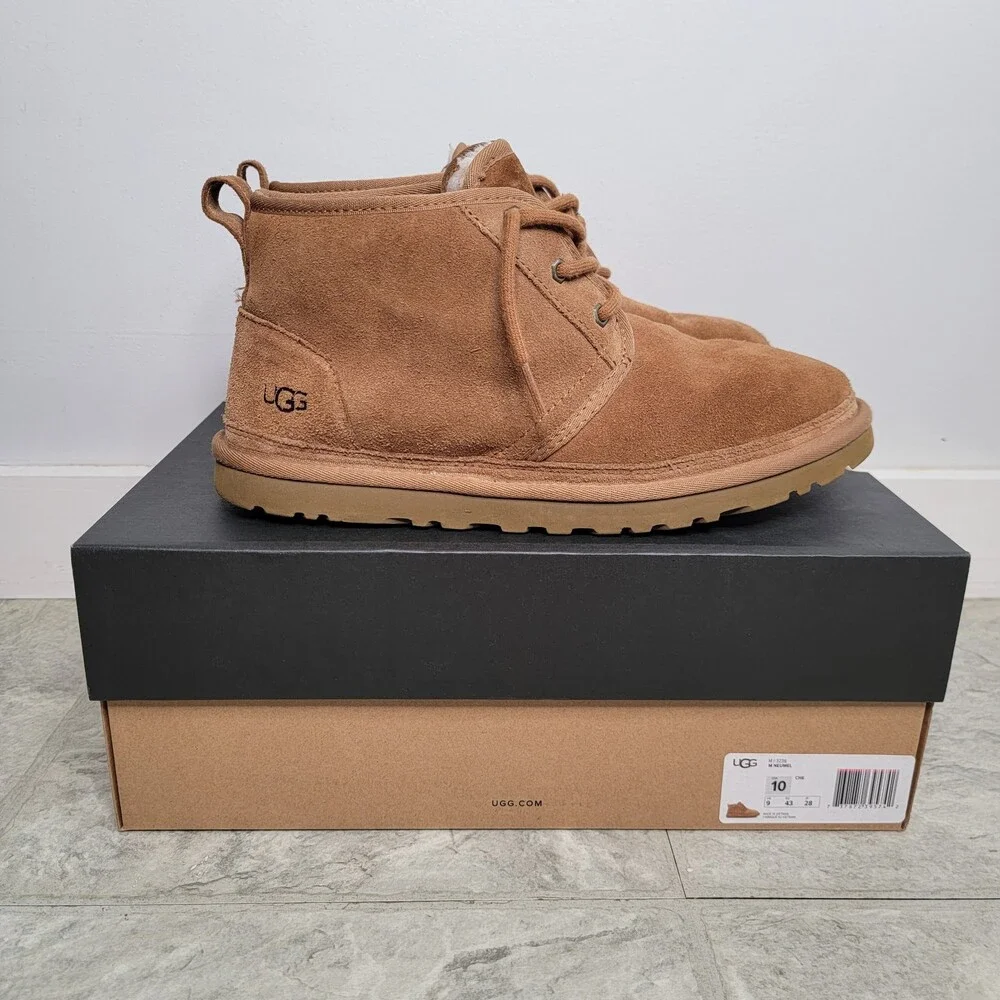 UGG Men's Lace Up Suede Neumel Chukka Boots Chestnut Size 10